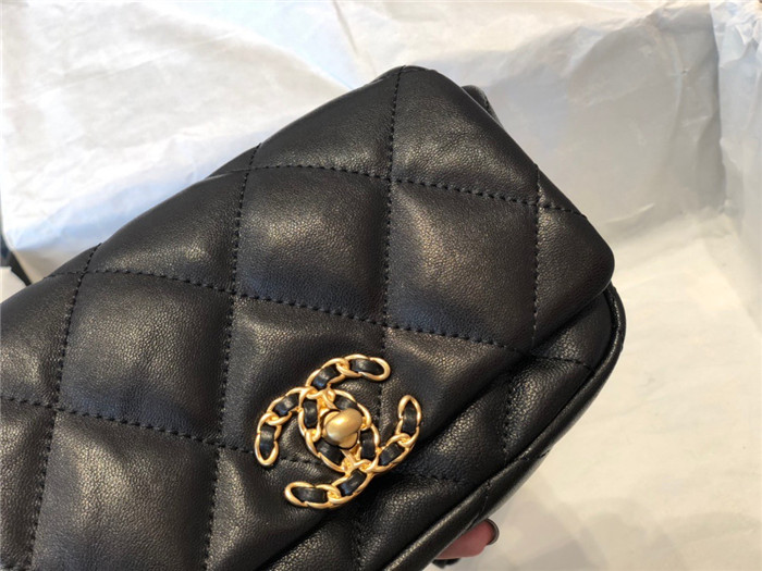 Chanel  샤넬 19 힙색백 C31050