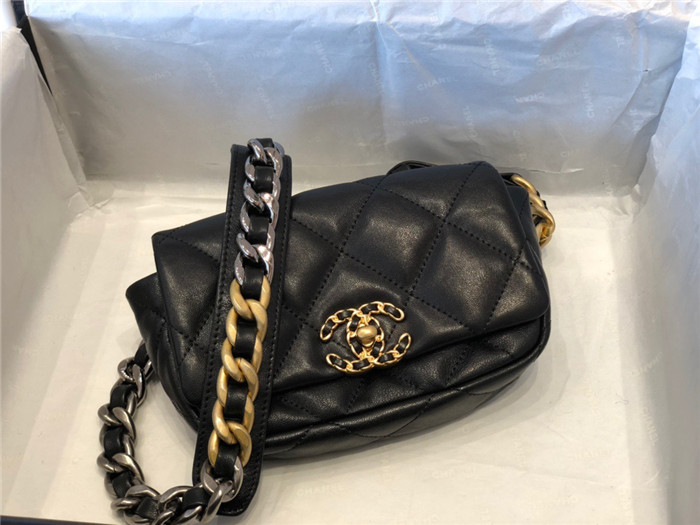 Chanel  샤넬 19 힙색백 C31050