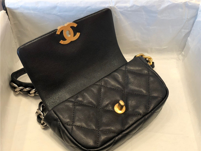 Chanel  샤넬 19 힙색백 C31050