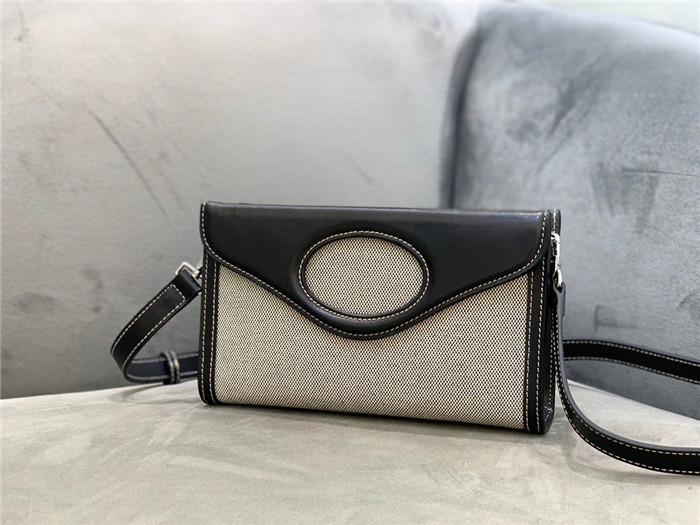 BURBERRY 버버리 미니 버킷백 B50808