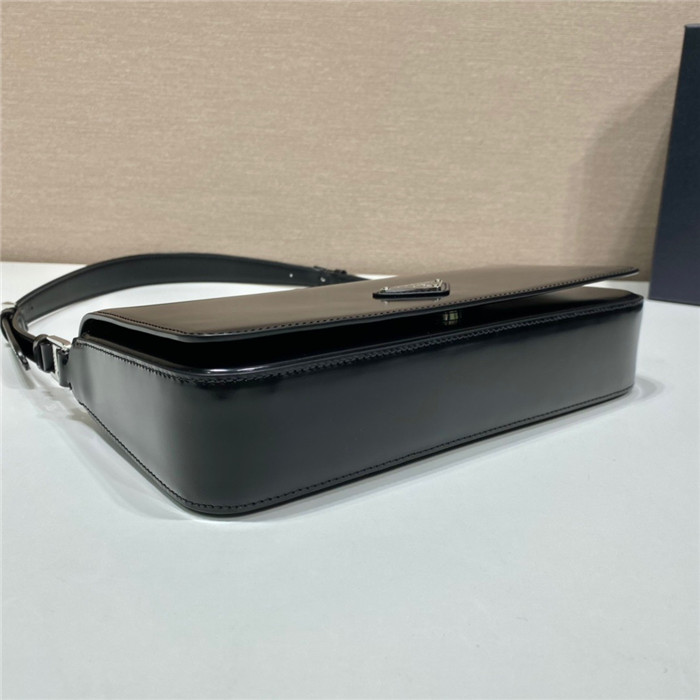  PRADA 프라다 브러시드 팜므백 1BD323