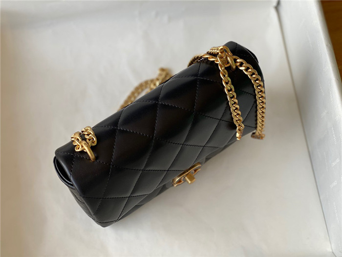 Chanel 샤넬 스몰 체인 플랩백 C51882