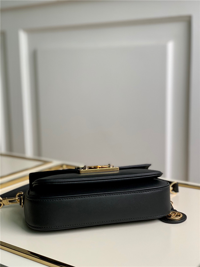  LOUIS VUITTON  루이비통 스윙백 M20393