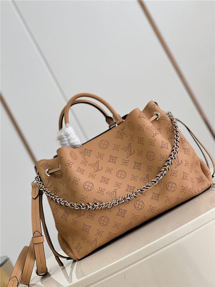  LOUIS VUITTON  루이비통 벨라 토트 M59200