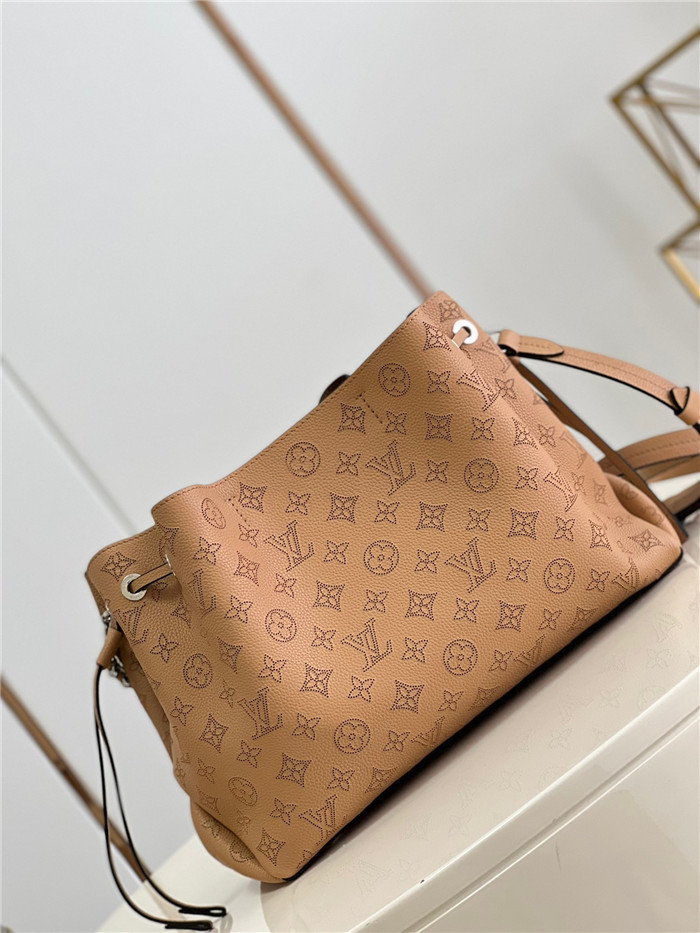  LOUIS VUITTON  루이비통 벨라 토트 M59200