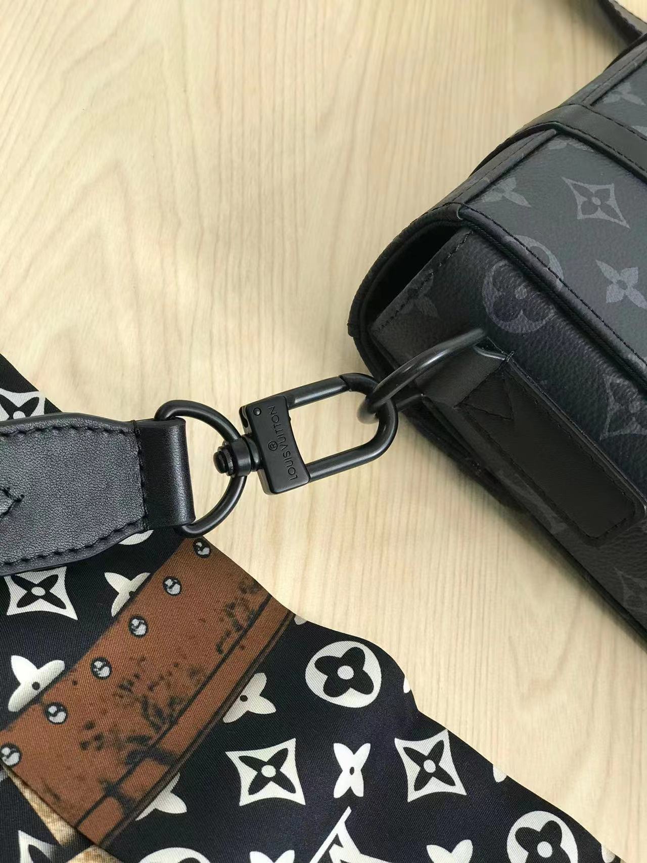  Louis Vuitton 루이비통 남여공용 메신저 백