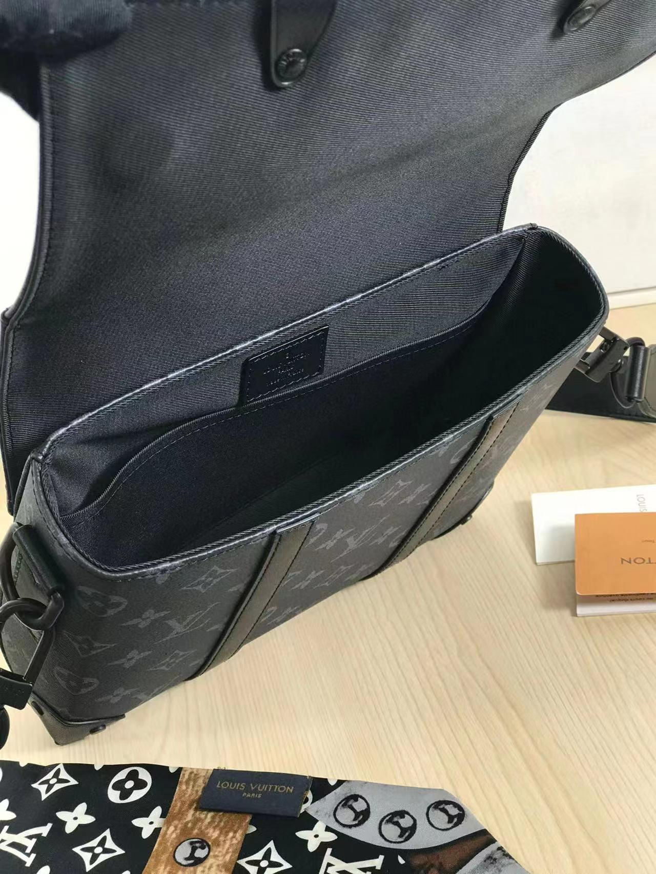  Louis Vuitton 루이비통 남여공용 메신저 백