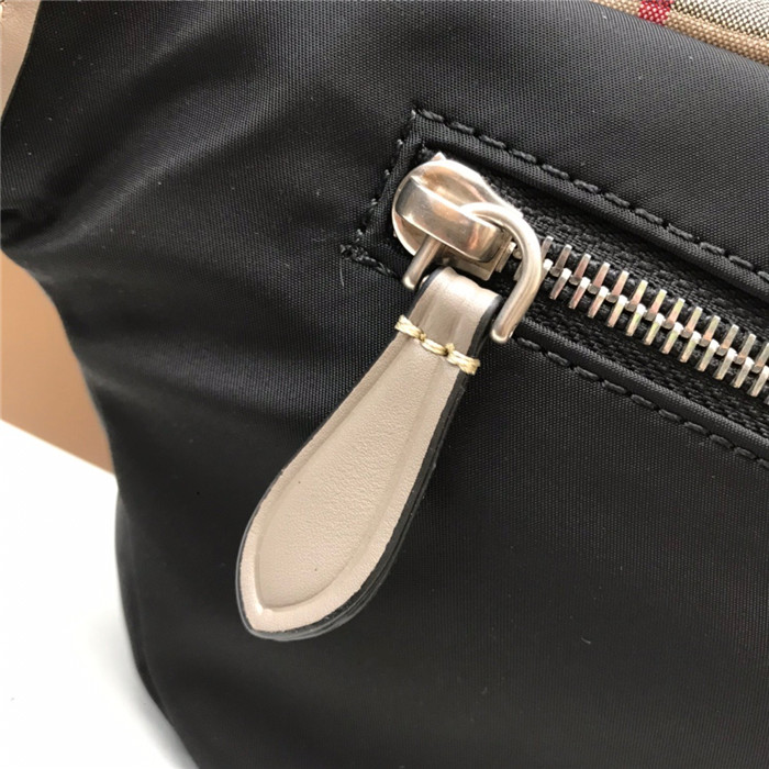 BURBERRY 버버리 힙색 B41100
