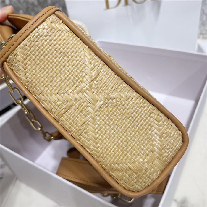 Dior 디올 레이디 D-JOY M0540
