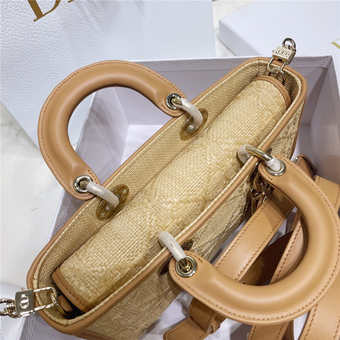 Dior 디올 레이디 D-JOY M0540