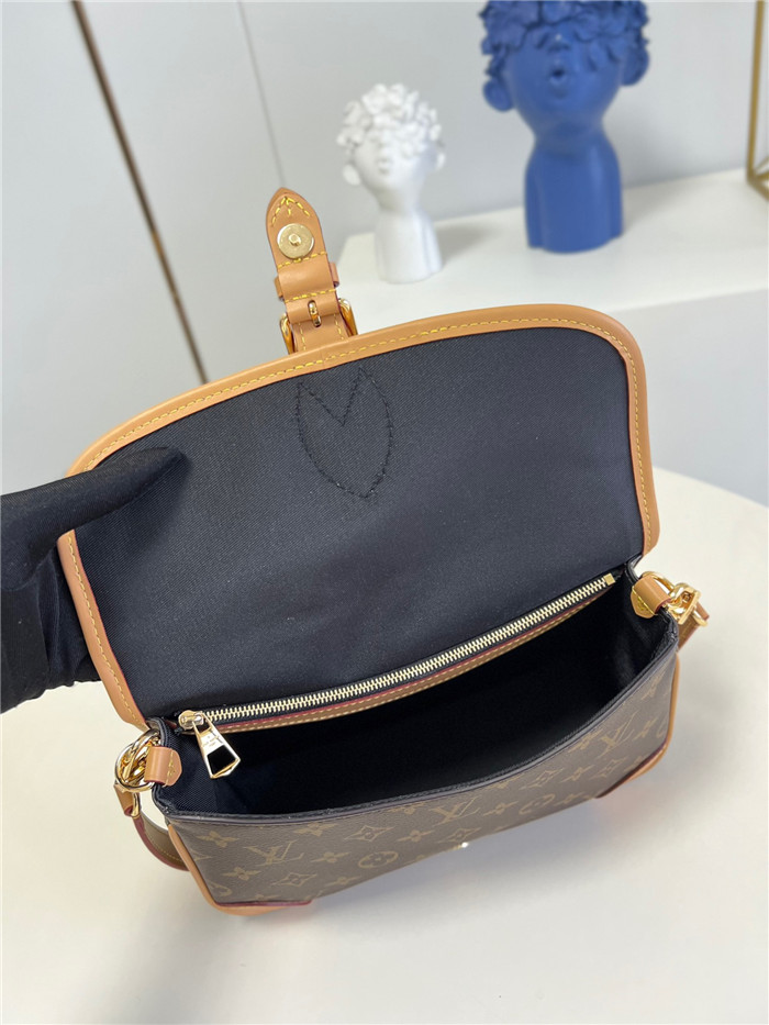 Louis Vuitton 루이비통 다이앤 크로스백 M45985