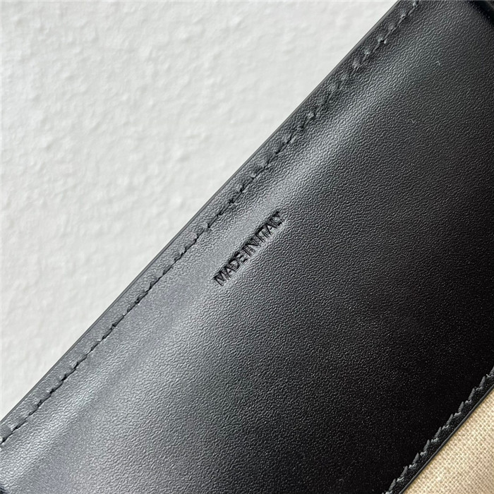 Celine 셀린느 라지 스퀘어백 197532