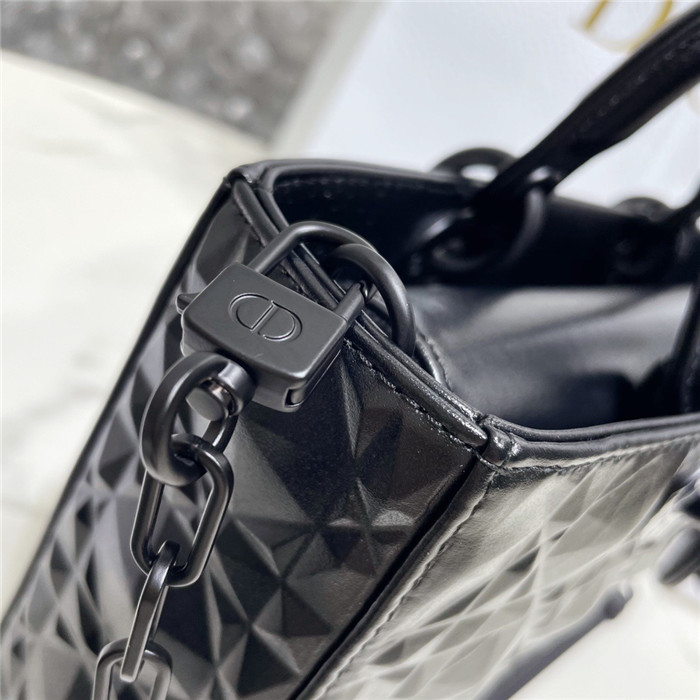 Dior 디올 레이디 D-JOY M0540