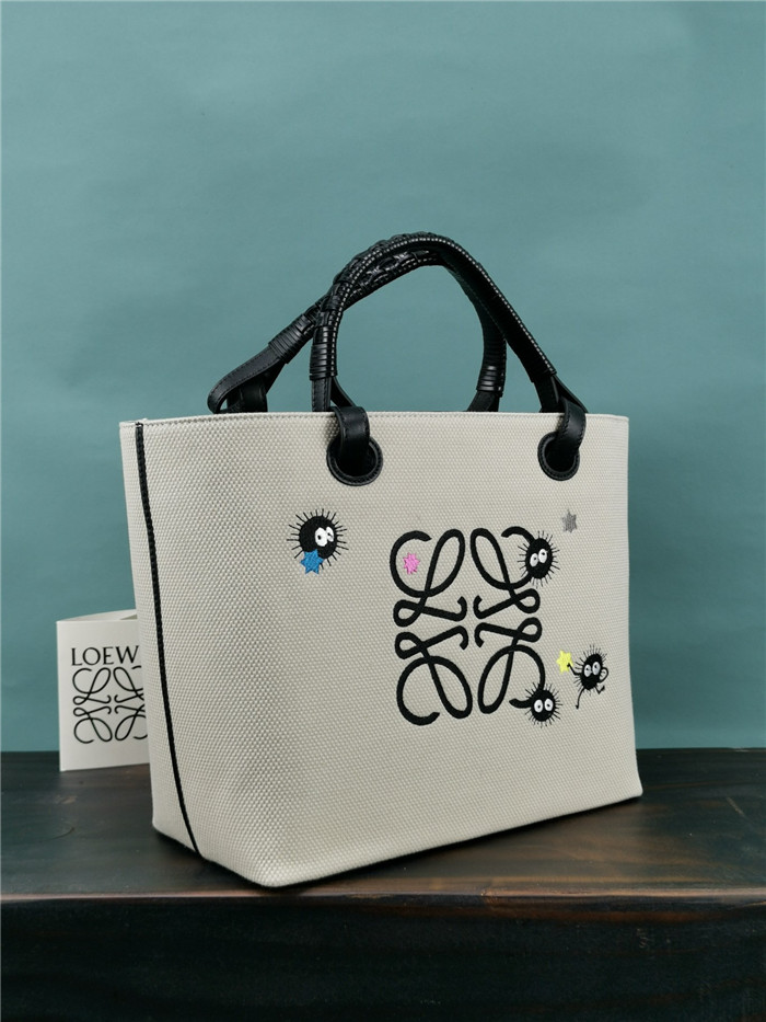 LOEWE 로에베 아나그램 토트백 L69088
