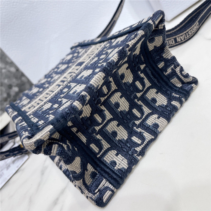  Dior  디올 미니 북 토트백 D35010