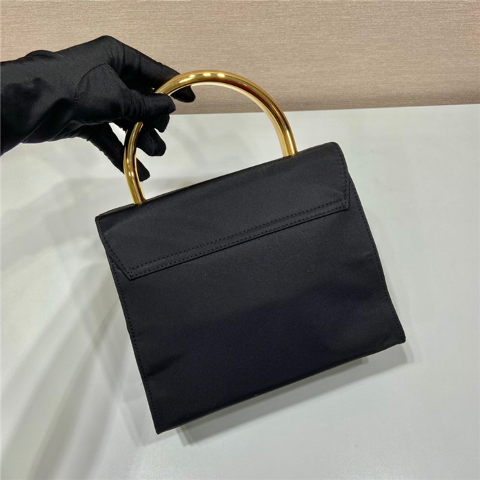 PRADA   프라다 빈티지 포코노 메탈 탑핸들 토트백 1BH608