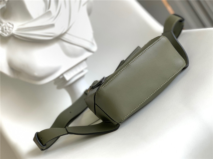 LOEWE  로에베 퍼즐 힙색&벨트백 L90881