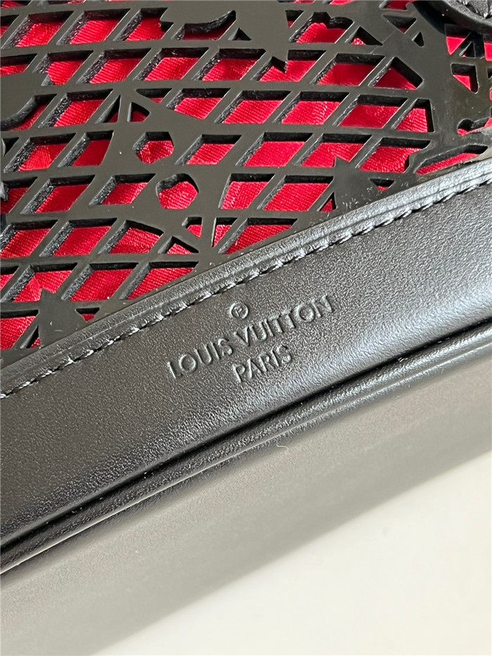 Louis Vuitton 루이비통 페이턴트 카프스킨 버킷 M20352