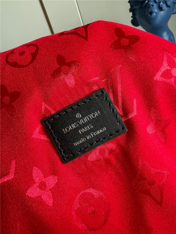 Louis Vuitton 루이비통 페이턴트 카프스킨 버킷 M20352