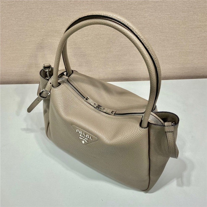 PRADA  프라다 삼각로고 토트백 1BC170