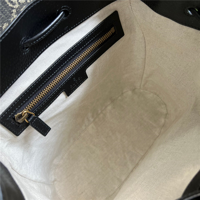 GUCCI  구찌 인터로킹 G 백팩 674147