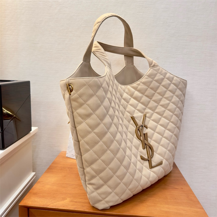  Saint Laurent 생로랑 퀼팅 맥시 쇼핑백 토트백 698651