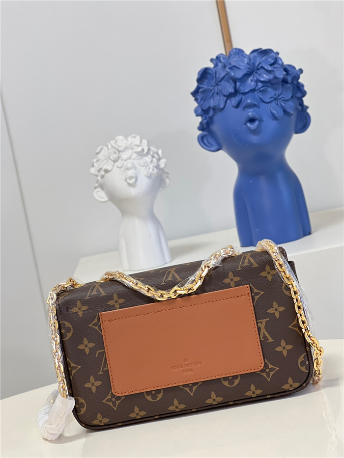  LOUIS VUITTON 루이비통 마르소 M46126
