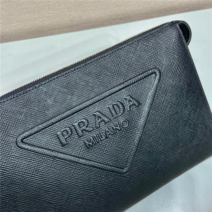 PRADA 프라다 엠보스드 로고 클러치 2VF039