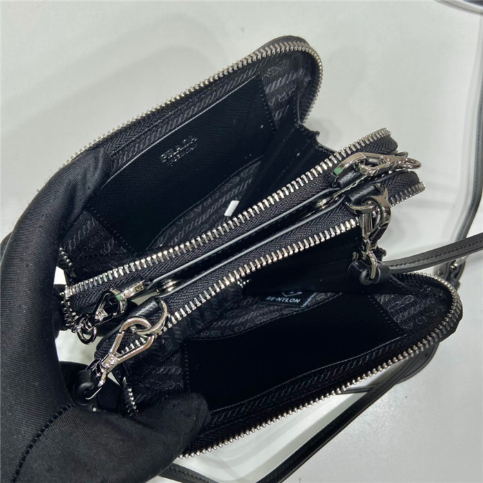 PRADA 프라다 더블 지퍼 트라이앵글 미니백 1NR015