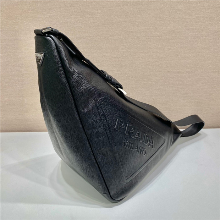 PRADA 프라다 가죽 트라이앵글백 2VY007