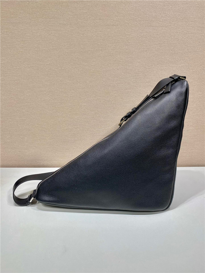 PRADA 프라다 가죽 트라이앵글백 2VY007