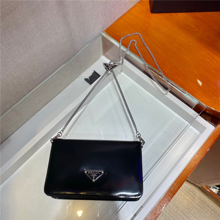 PRADA 프라다 브러시드 체인 숄더백 1BD307