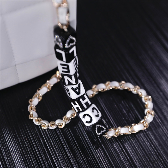 Chanel 샤넬 크로스백 17CM AS3330