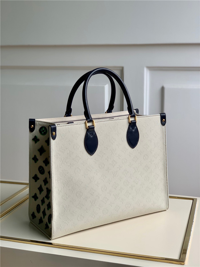 Louis Vuitton  루이비통 온더고 토트백 M20815