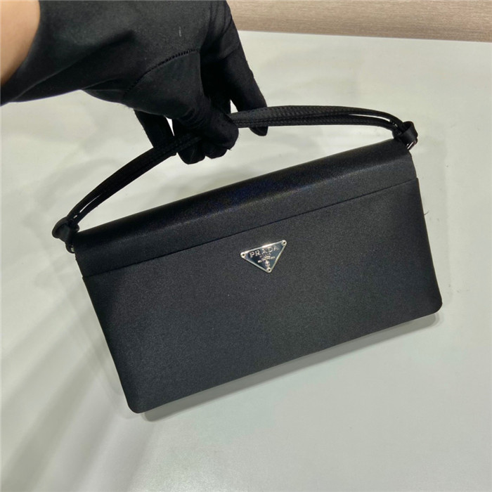 PRADA   프라다 호보백 1BH610