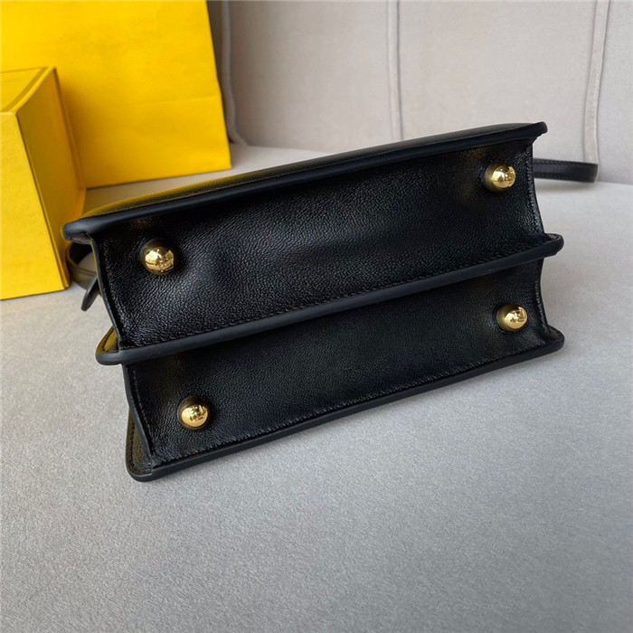 [아이브 안유진] Fendi 펜디 피카부 I See U 쁘띠
