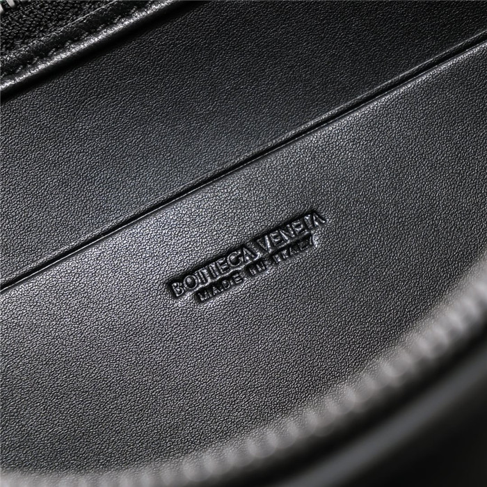 BOTTEGA VENETA 보테가베네타 인트레치아토 클러치백 BV8088
