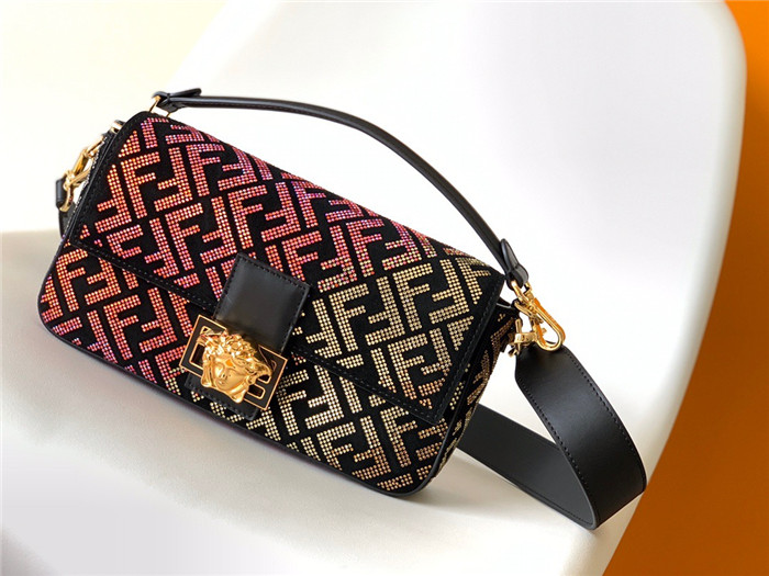 Fendi   펜디&베르사치 콜라보 바케트백 F8802