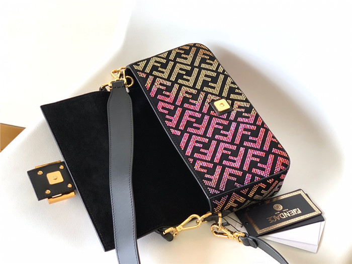 Fendi   펜디&베르사치 콜라보 바케트백 F8802
