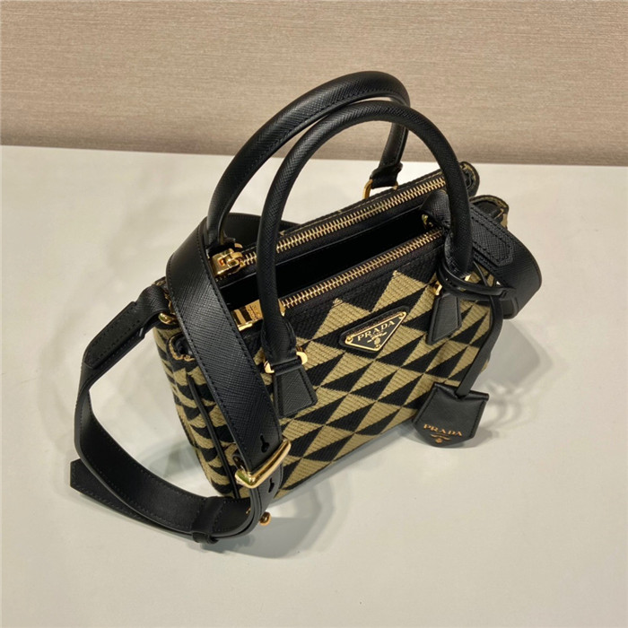 PRADA 프라다 갤러리아 자수 패브릭 아미크로백 1BA906