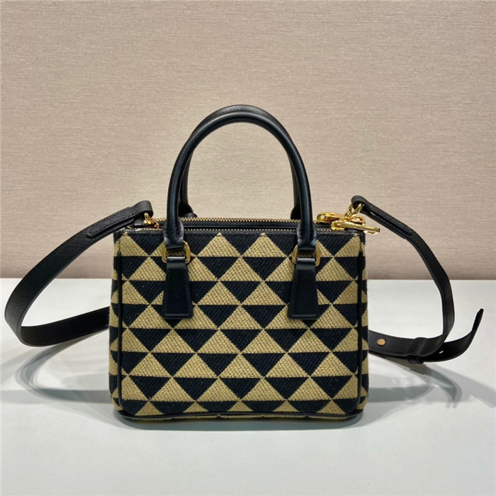 PRADA 프라다 갤러리아 자수 패브릭 아미크로백 1BA906