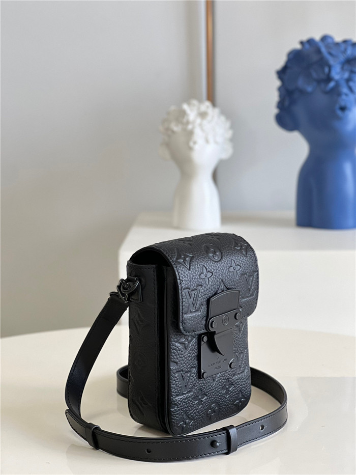  Louis Vuitton 루이비통 S락 버티컬 웨어러블 월릿 M81522