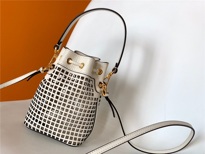 Fendi 펜디 몬트레조 미니 버킷백 F8010