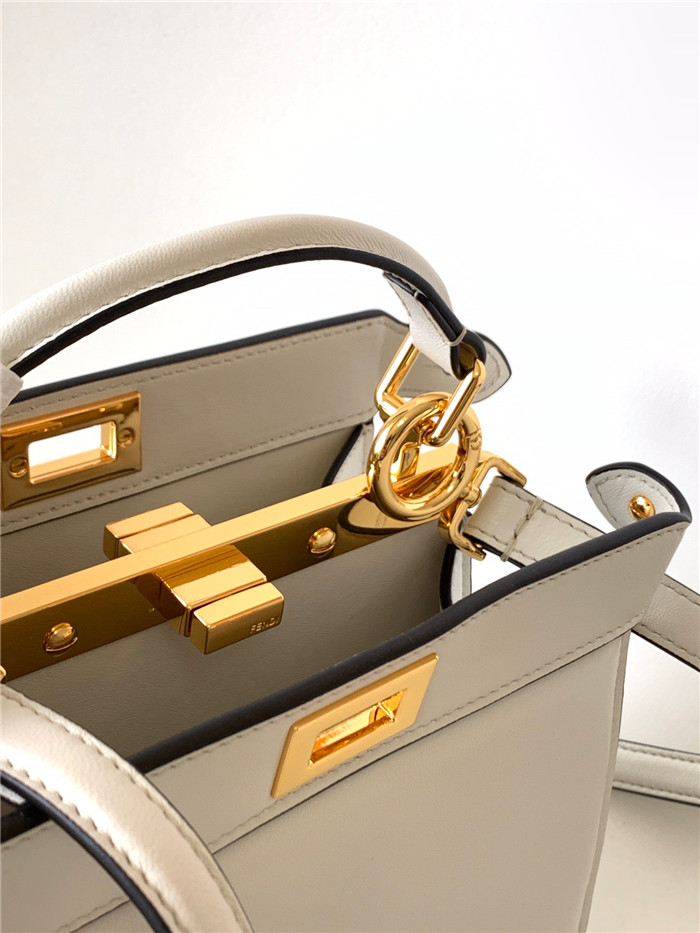 Fendi 펜디 아이코닉 피카푸 아이씨유 미니백 20CM F6806