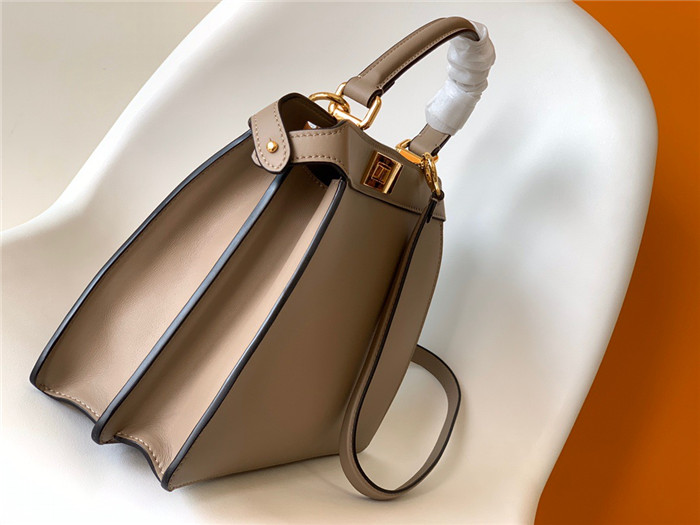 Fendi 펜디 아이코닉 피카푸 아이씨유 스몰백 33.5CM F8321