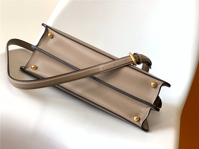 Fendi 펜디 아이코닉 피카푸 아이씨유 스몰백 33.5CM F8321