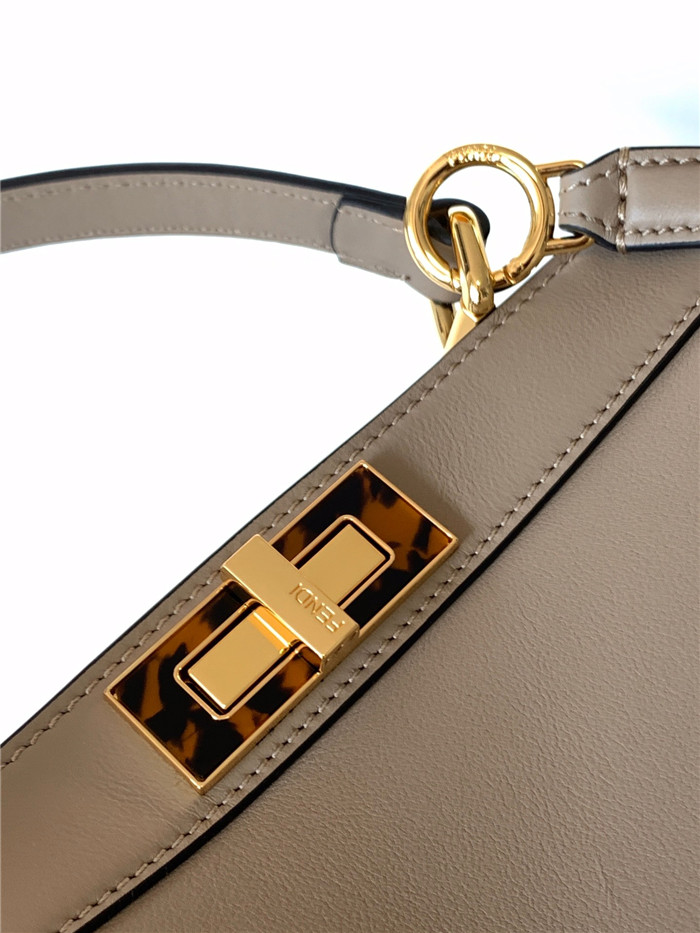 Fendi 펜디 아이코닉 피카푸 아이씨유 스몰백 33.5CM F8321