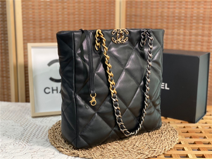  Chanel  샤넬 19 쇼핑백 AS3519