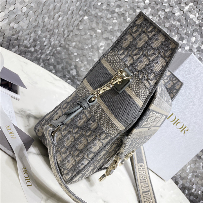 Dior 디올 캠프백 M124