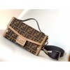 Fendi  펜디 자카드 모티프 FF 바게트 소프트 트렁크 백 F6821